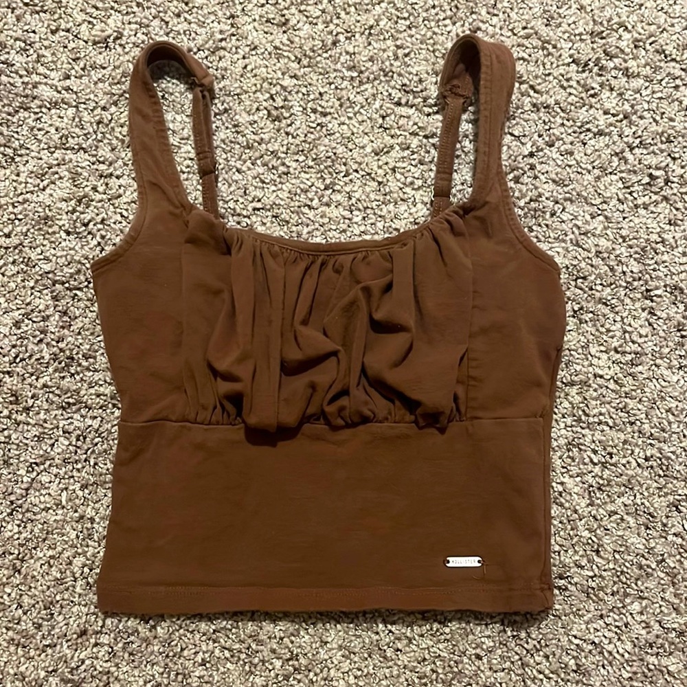 comfy brown hollister tank top, size xxs, no faults or tears, new condition